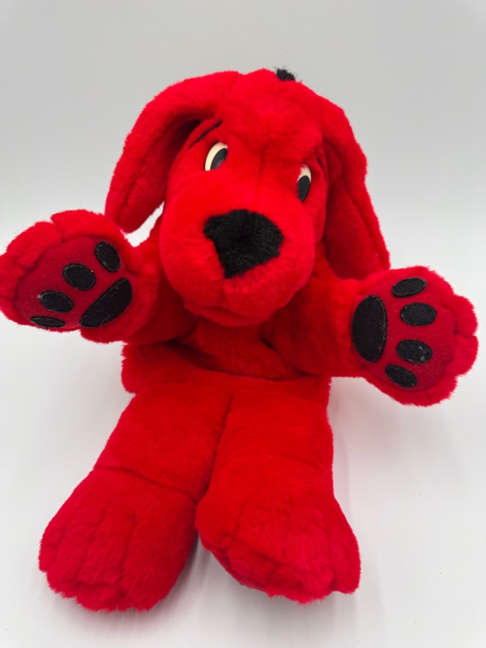 Clifford hand puppet toy storybook